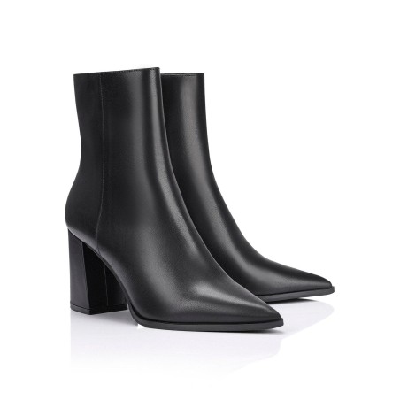 Limited Time Offer Willing Ankle Boots - Black Leather Fresh Release